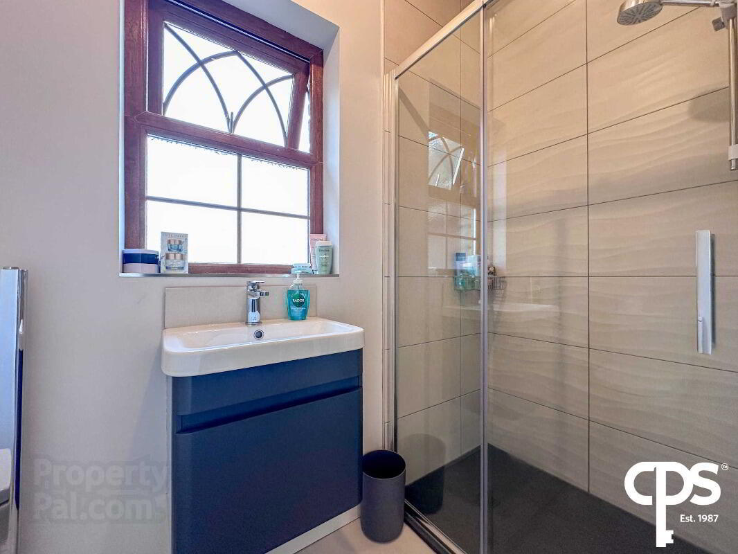 1 Stonebridge Mews 24 of 32