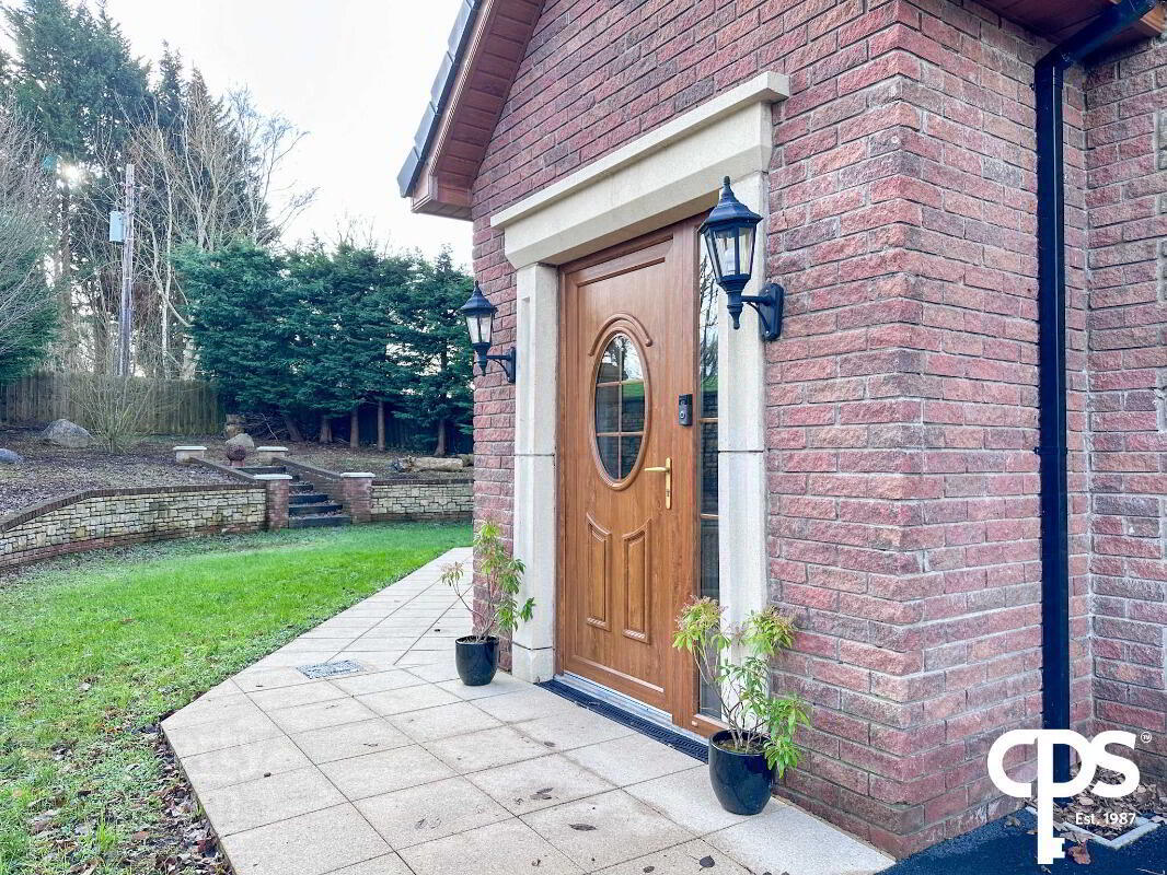 1 Stonebridge Mews 4 of 32