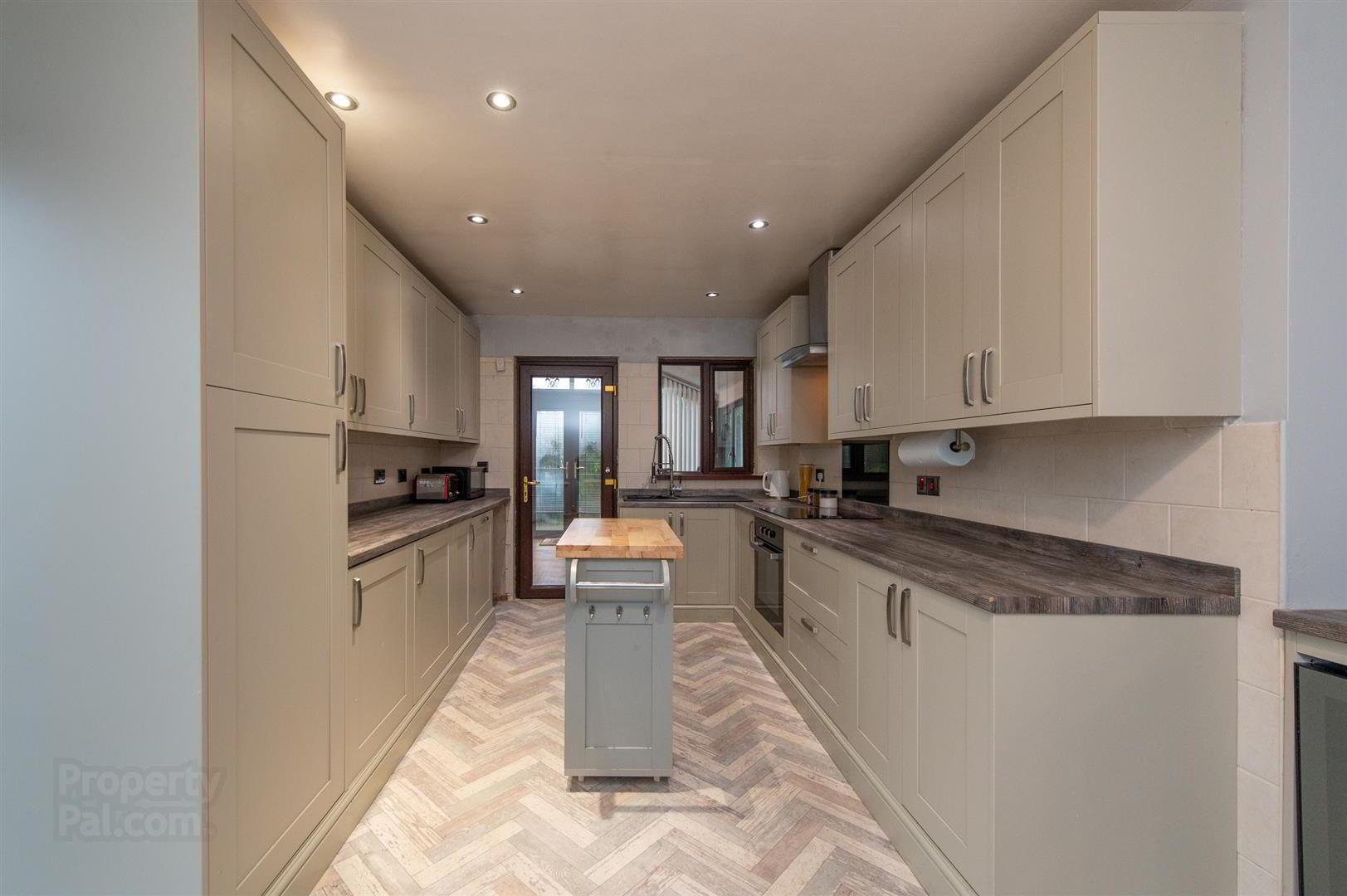 32 Mourne Grange 6 of 24