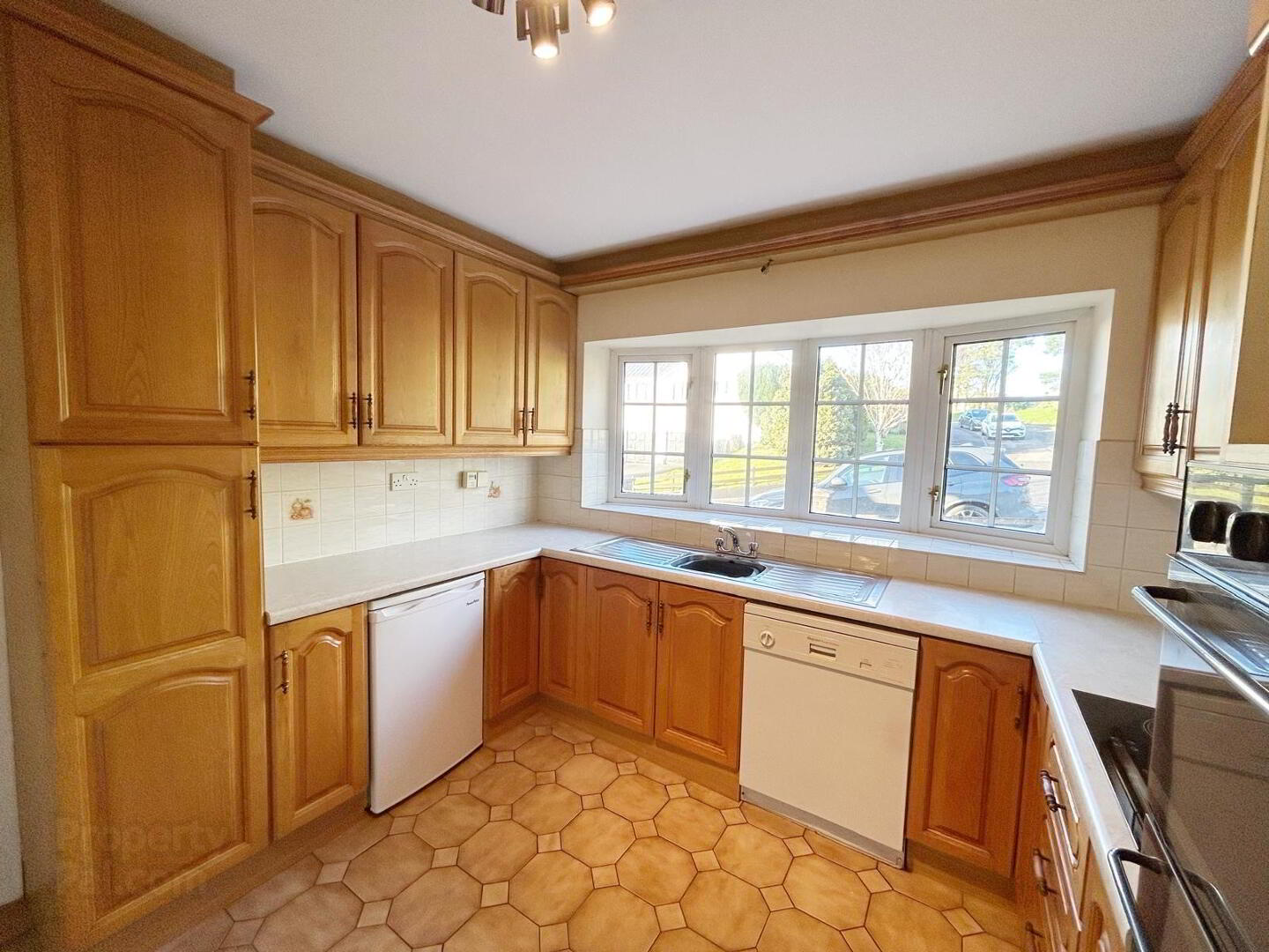 23 Knockgreenan Avenue 7 of 16