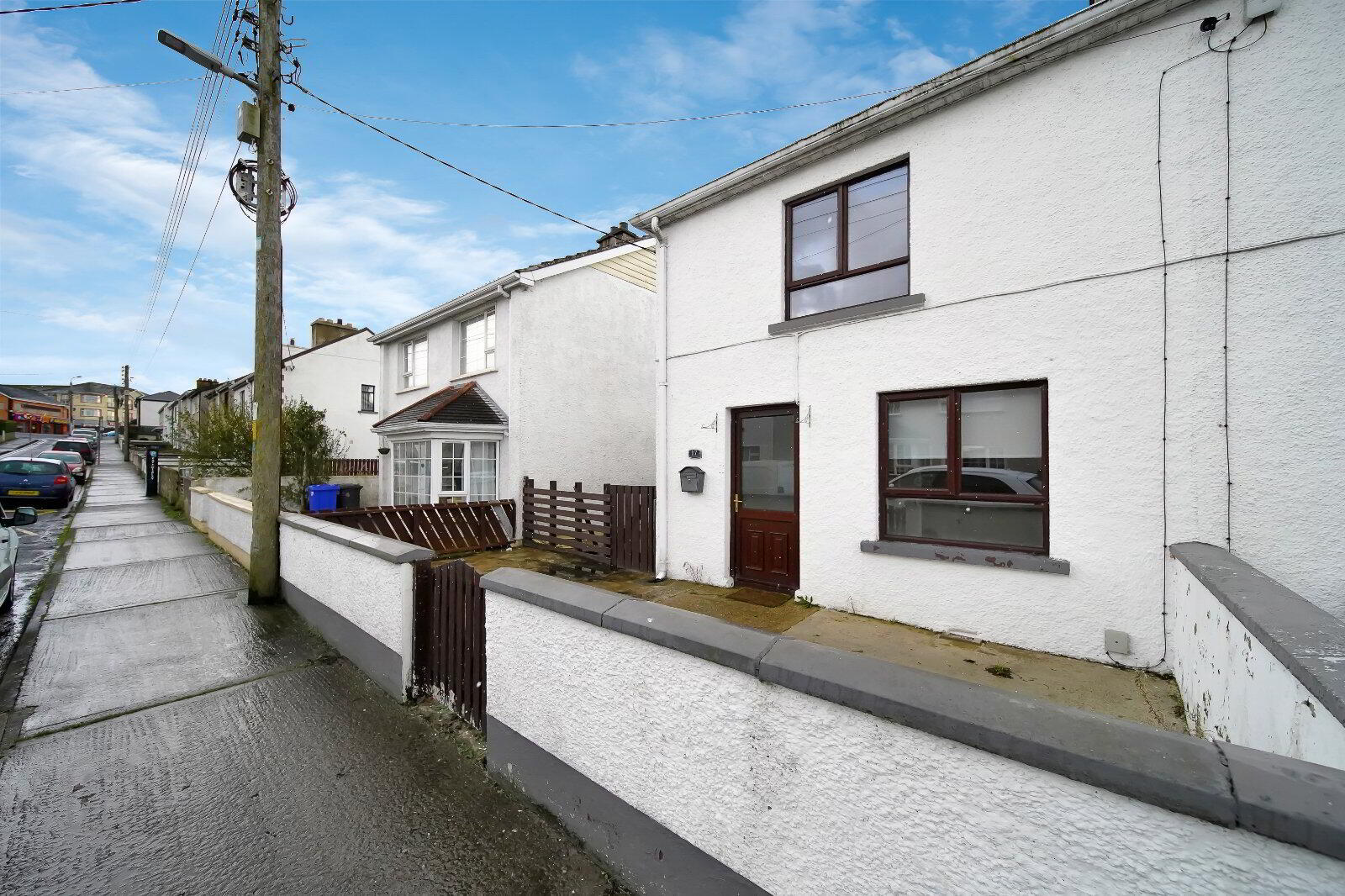 17 Saint Columba's Avenue 3 of 31
