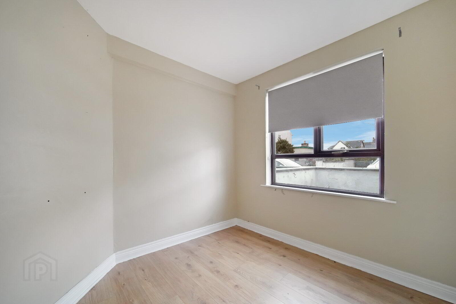 17 Saint Columba's Avenue 16 of 31