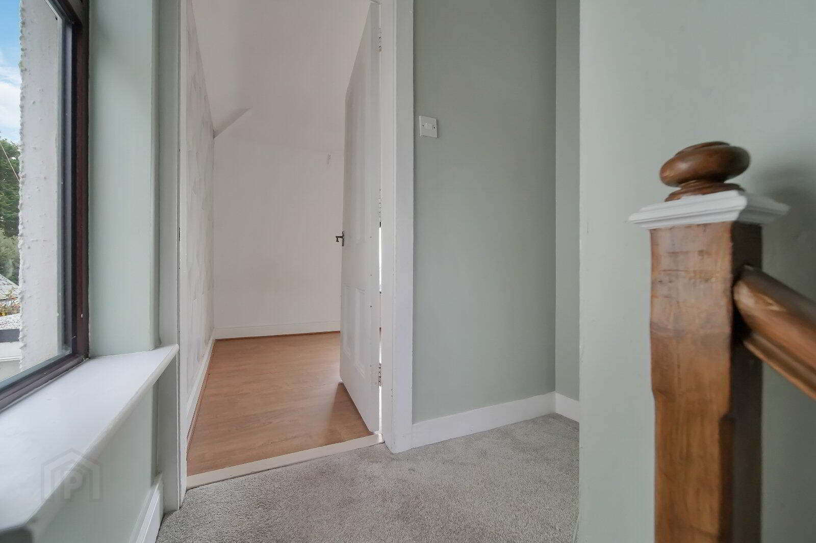 17 Saint Columba's Avenue 20 of 31