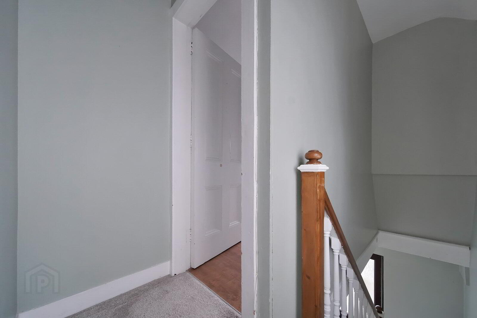 17 Saint Columba's Avenue 21 of 31