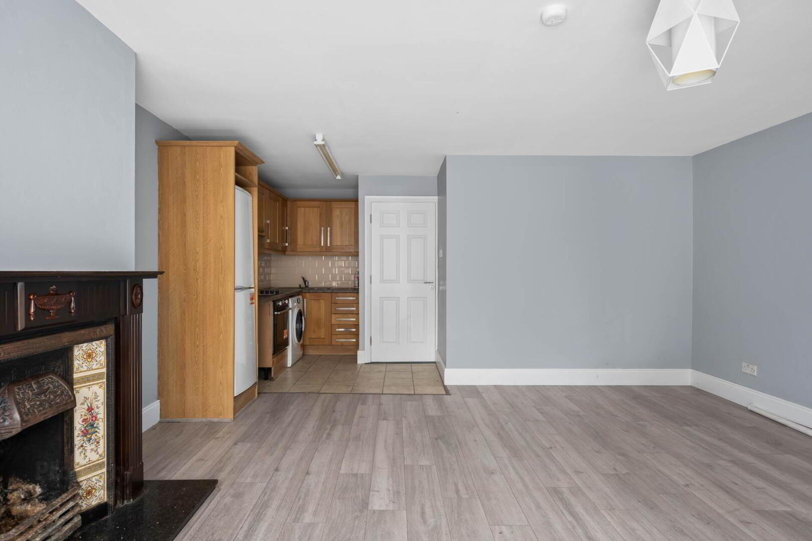 Block Of, 12 Apts At River View 15 of 50