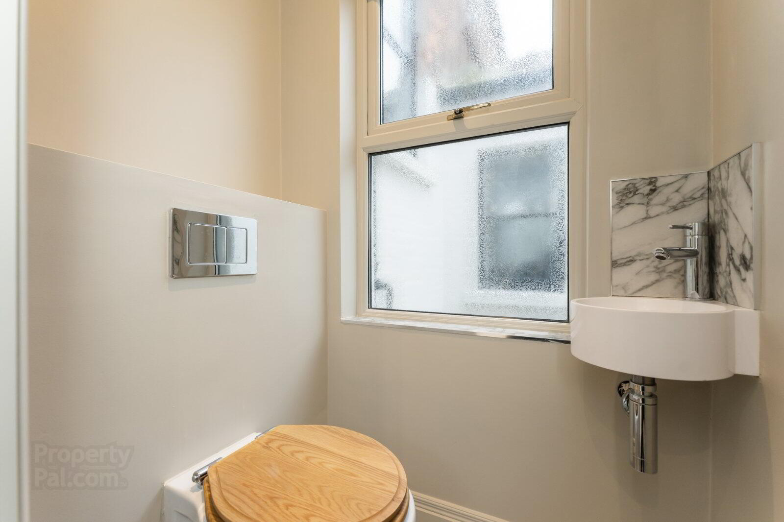 8 Church Avenue 17 of 34