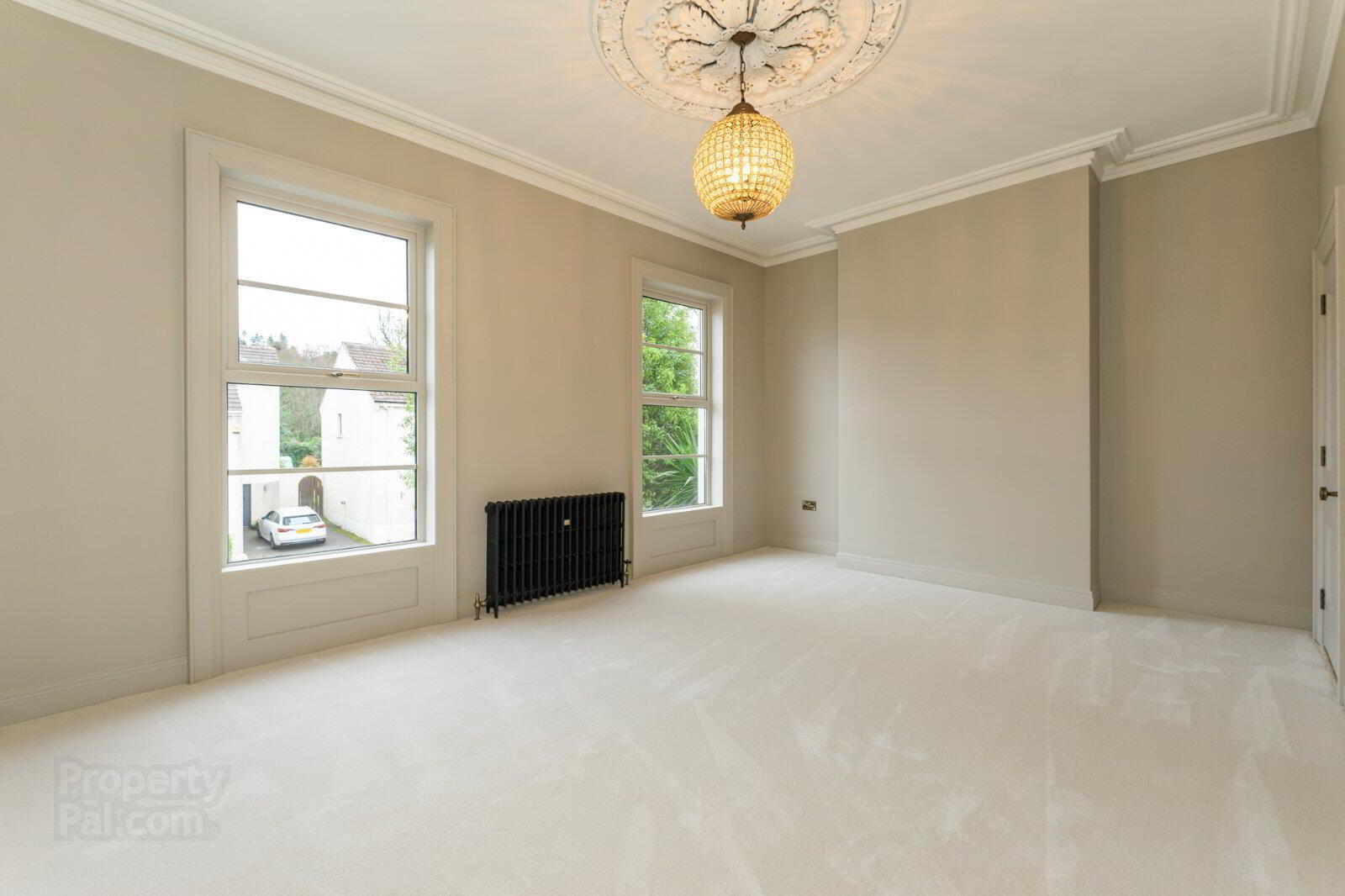 8 Church Avenue 18 of 34