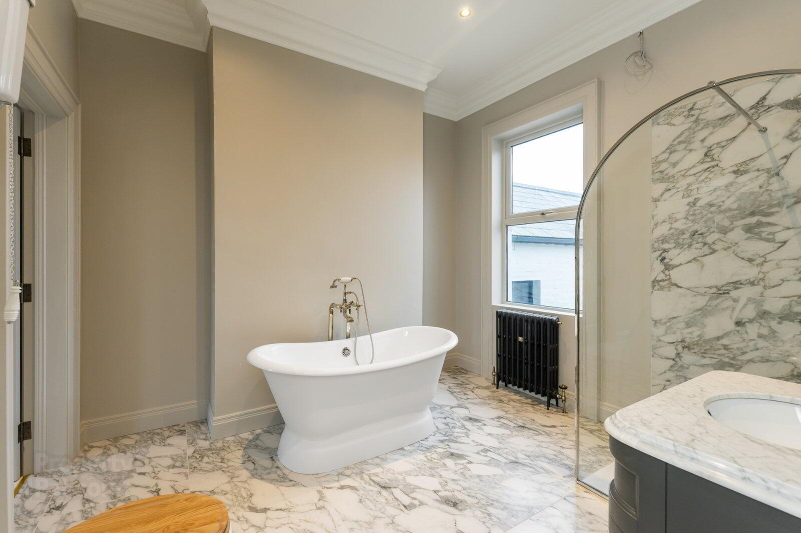 8 Church Avenue 20 of 34