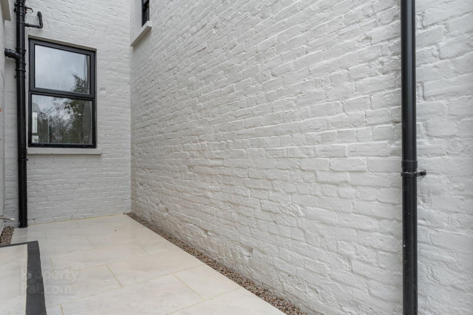 8 Church Avenue 30 of 34