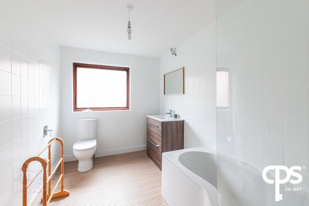 Flat 4 Fir Grove, 82a Marlborough Park North 14 of 17