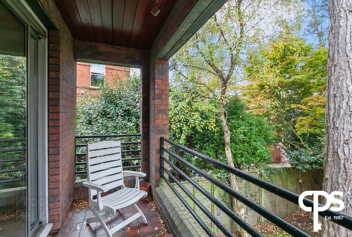 Flat 4 Fir Grove, 82a Marlborough Park North 15 of 17