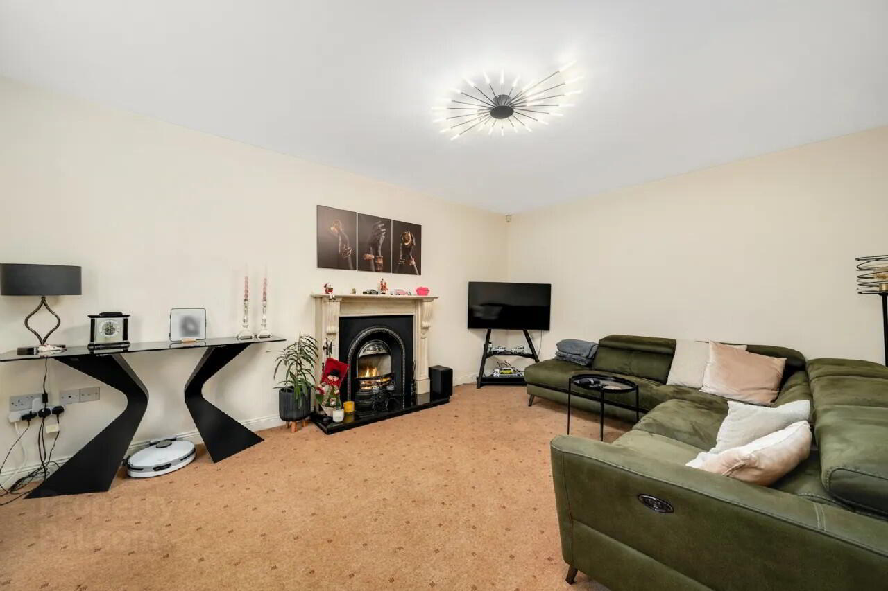 2 Rosebank 4 of 30