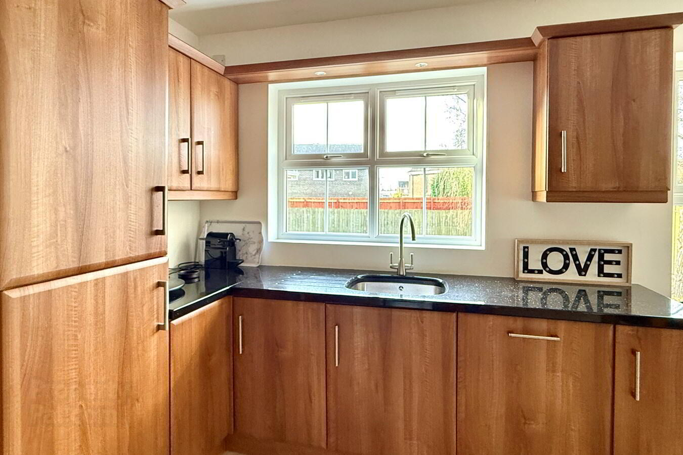 62 Lynden Gate 7 of 12