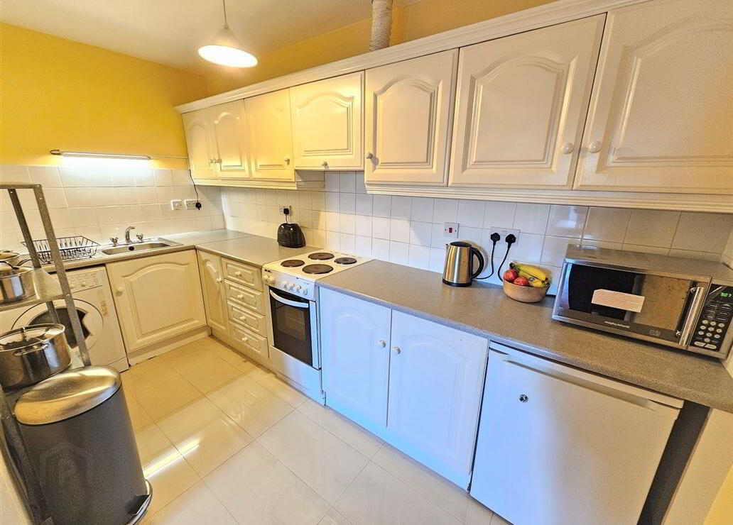 202 Harbour Court 6 of 14