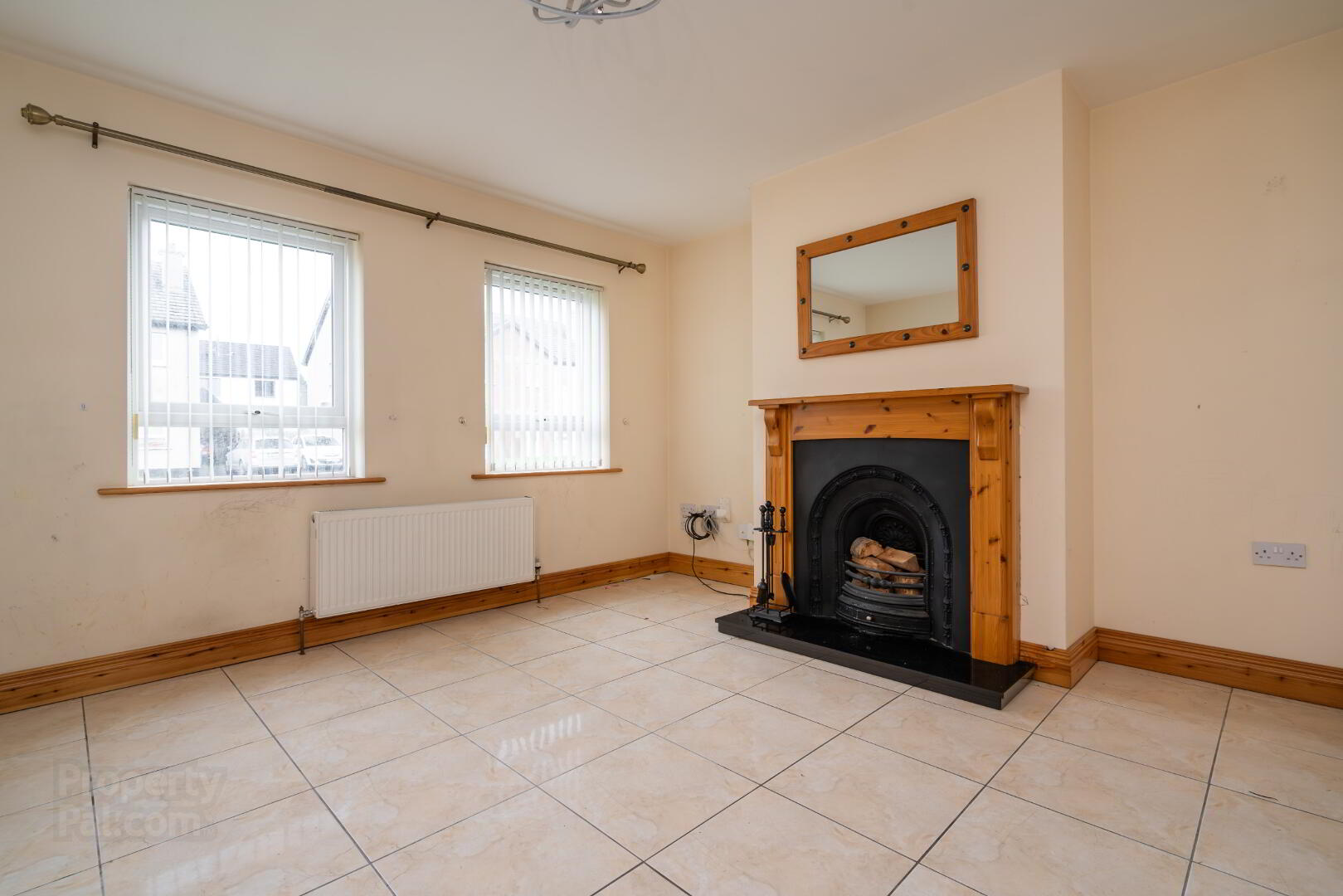 44 Oakfield Close 9 of 30