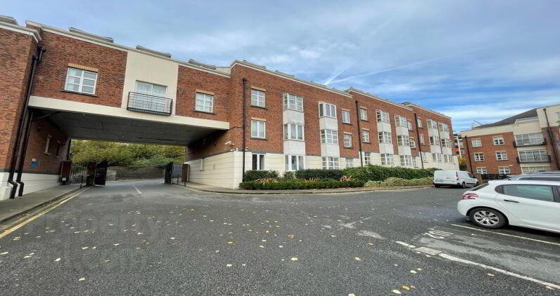 Bow Bridge Place (penthouse Apartment)