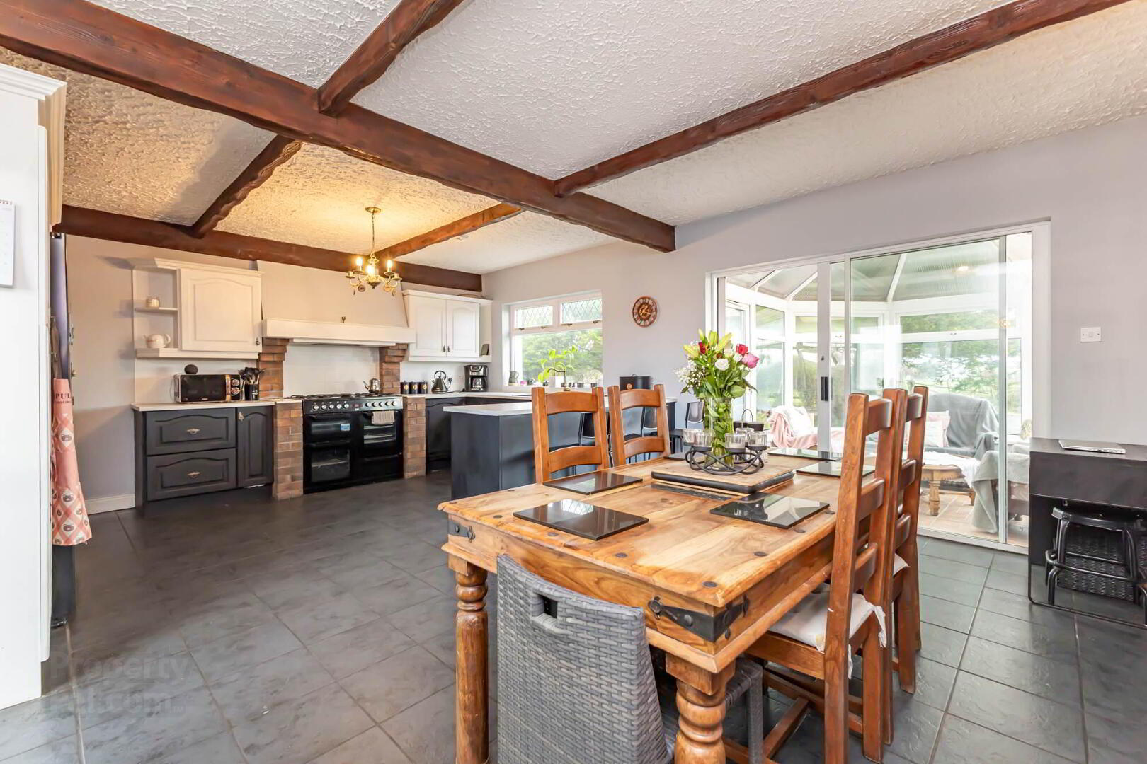 "Briglane Cottage", 32b Quarter Road 11 of 38