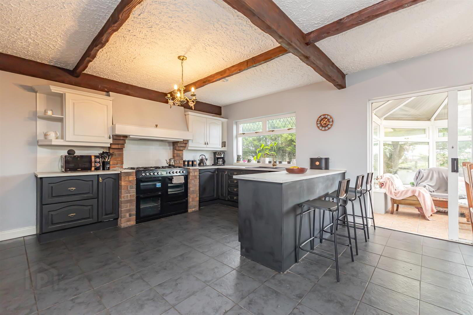 "Briglane Cottage", 32b Quarter Road 14 of 38