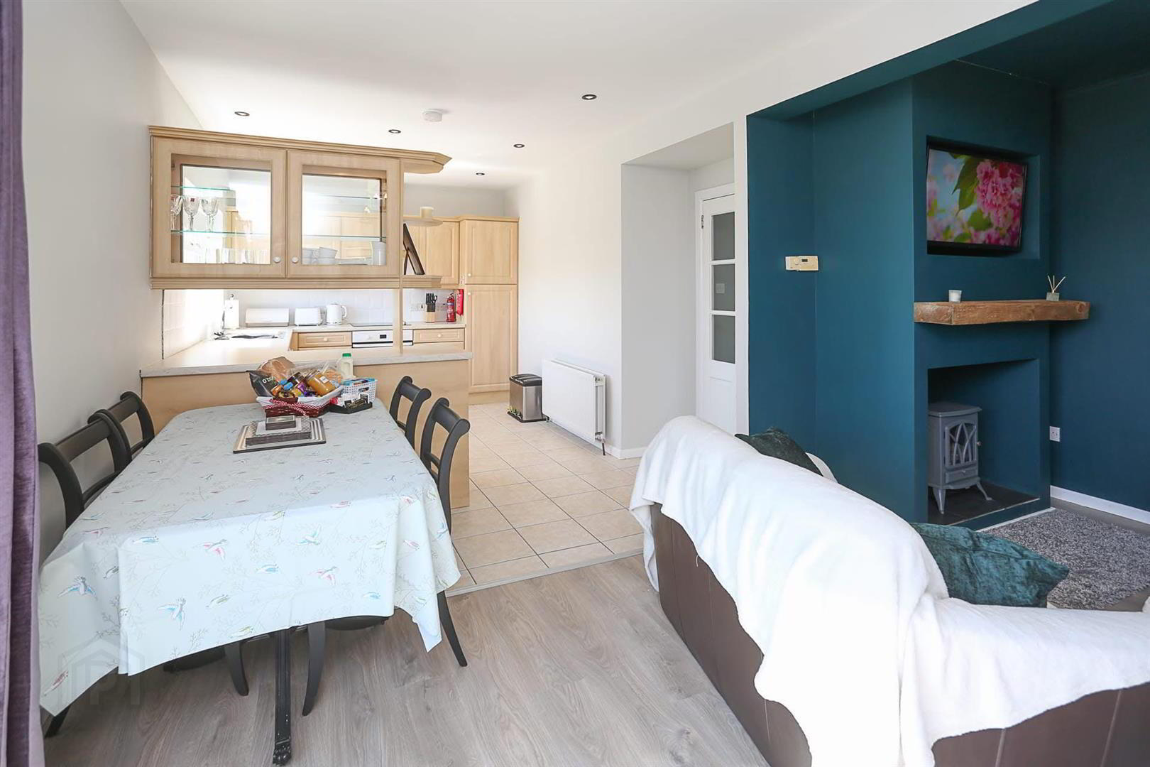 "Briglane Cottage", 32b Quarter Road 27 of 38