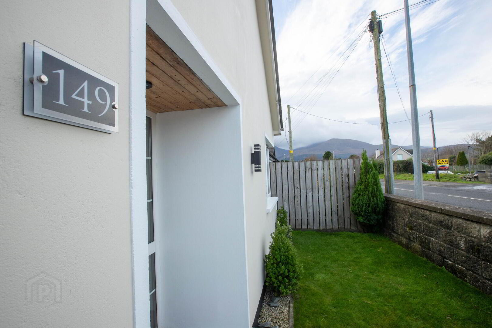 149 Dundrum Road 4 of 43