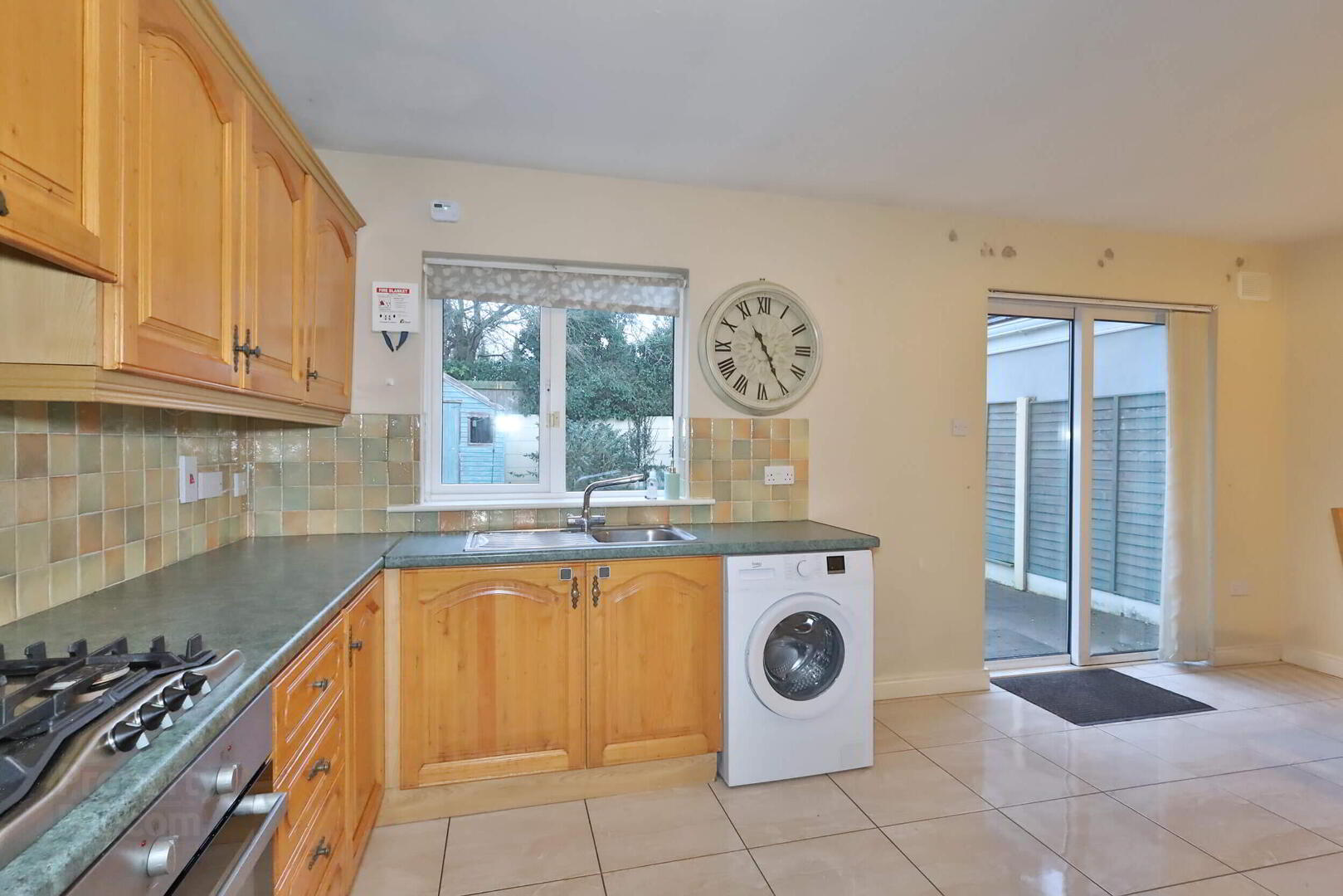 20 Oak Vale 6 of 16