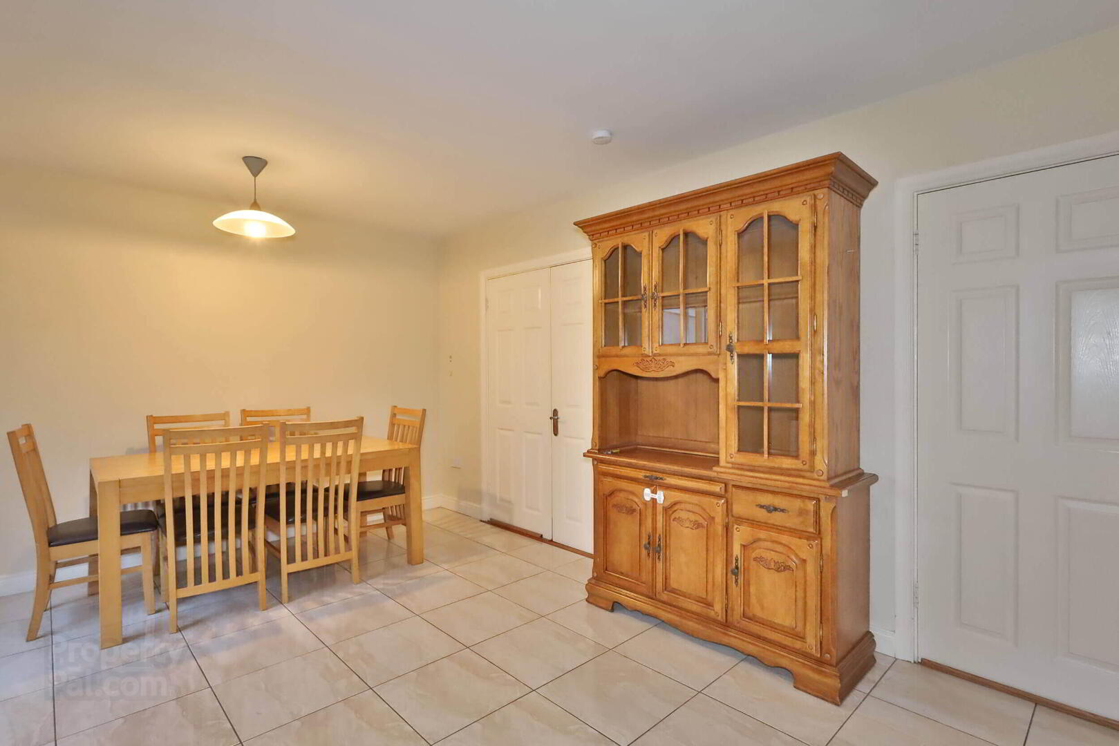 20 Oak Vale 7 of 16
