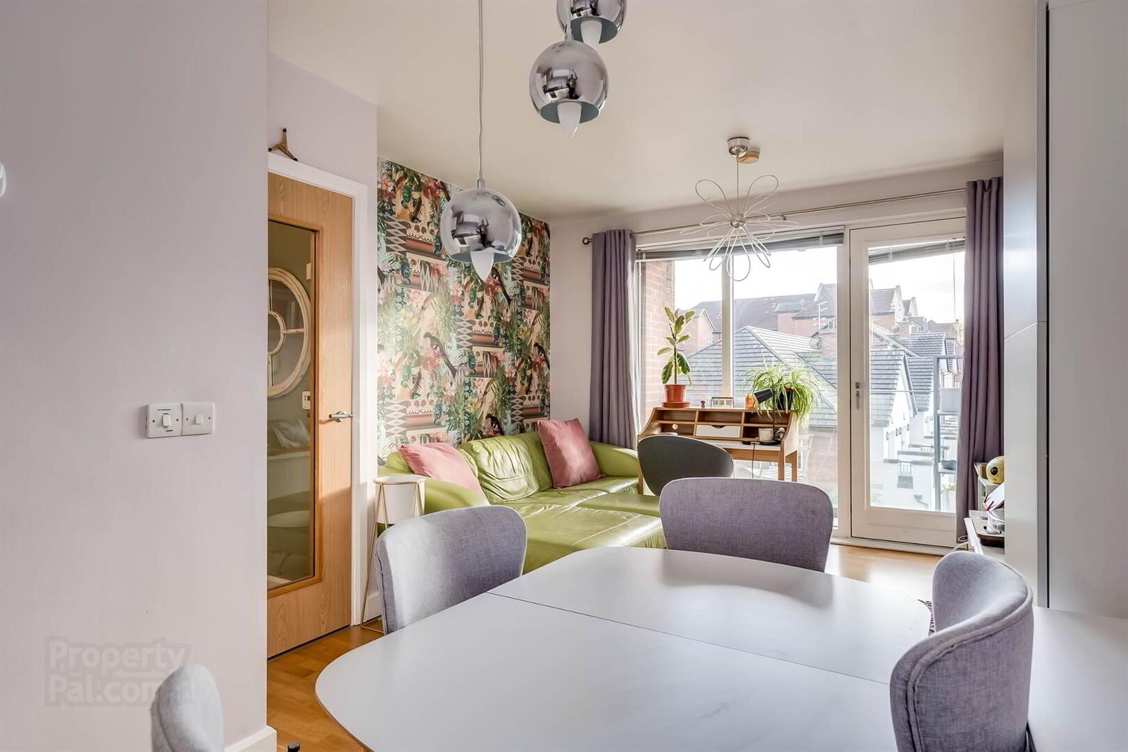 Apt 23 The Stern Building, 37 Annadale Embankment 5 of 22