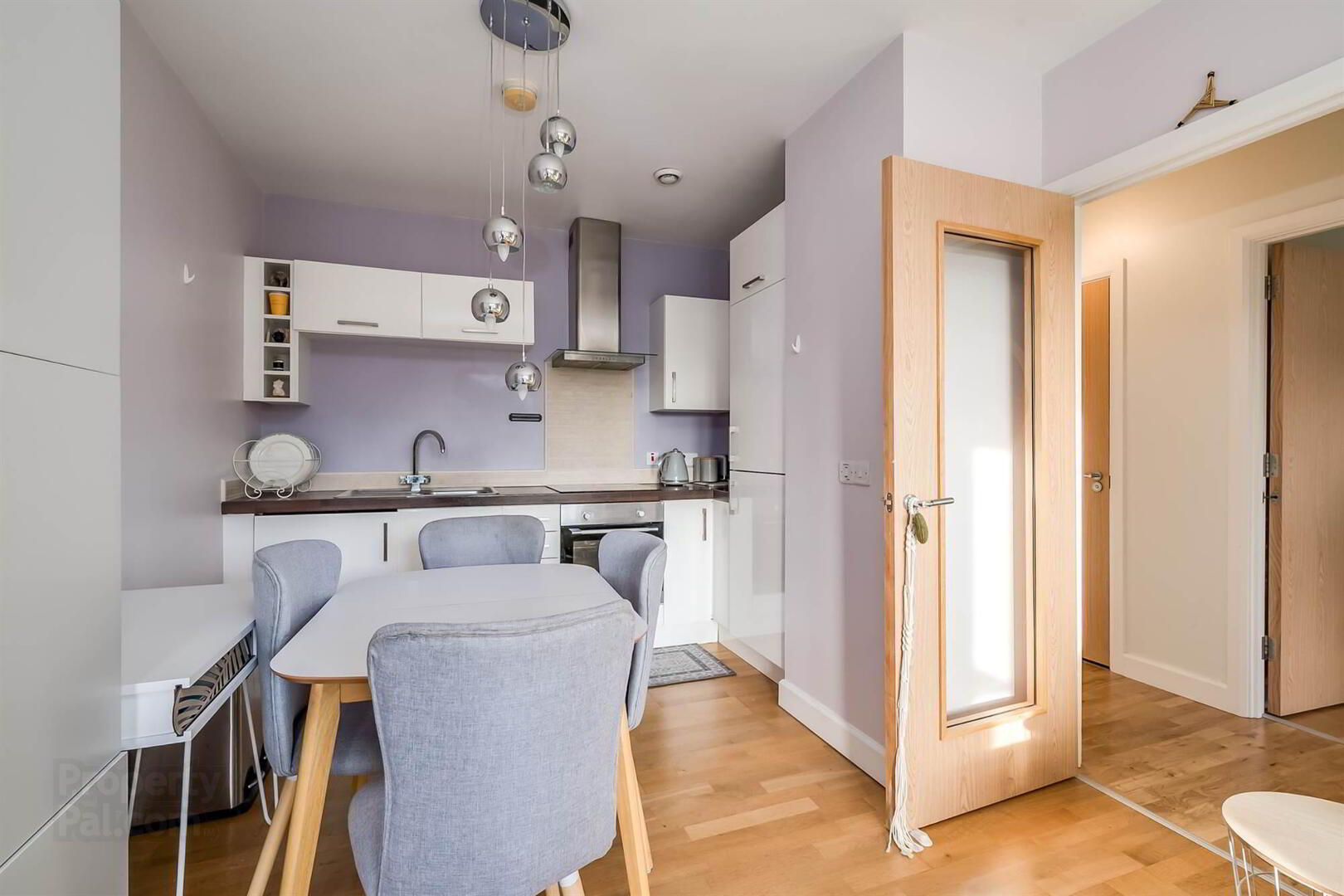 Apt 23 The Stern Building, 37 Annadale Embankment 13 of 22