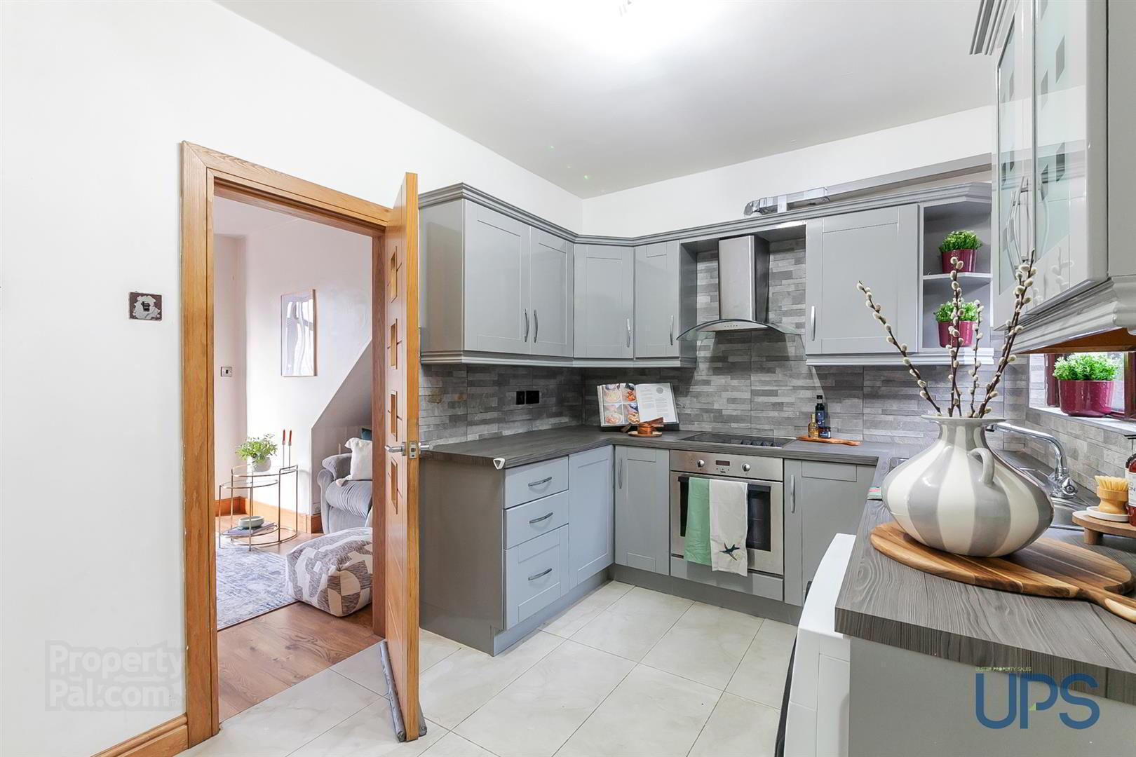 15 Islandbawn Drive 12 of 28