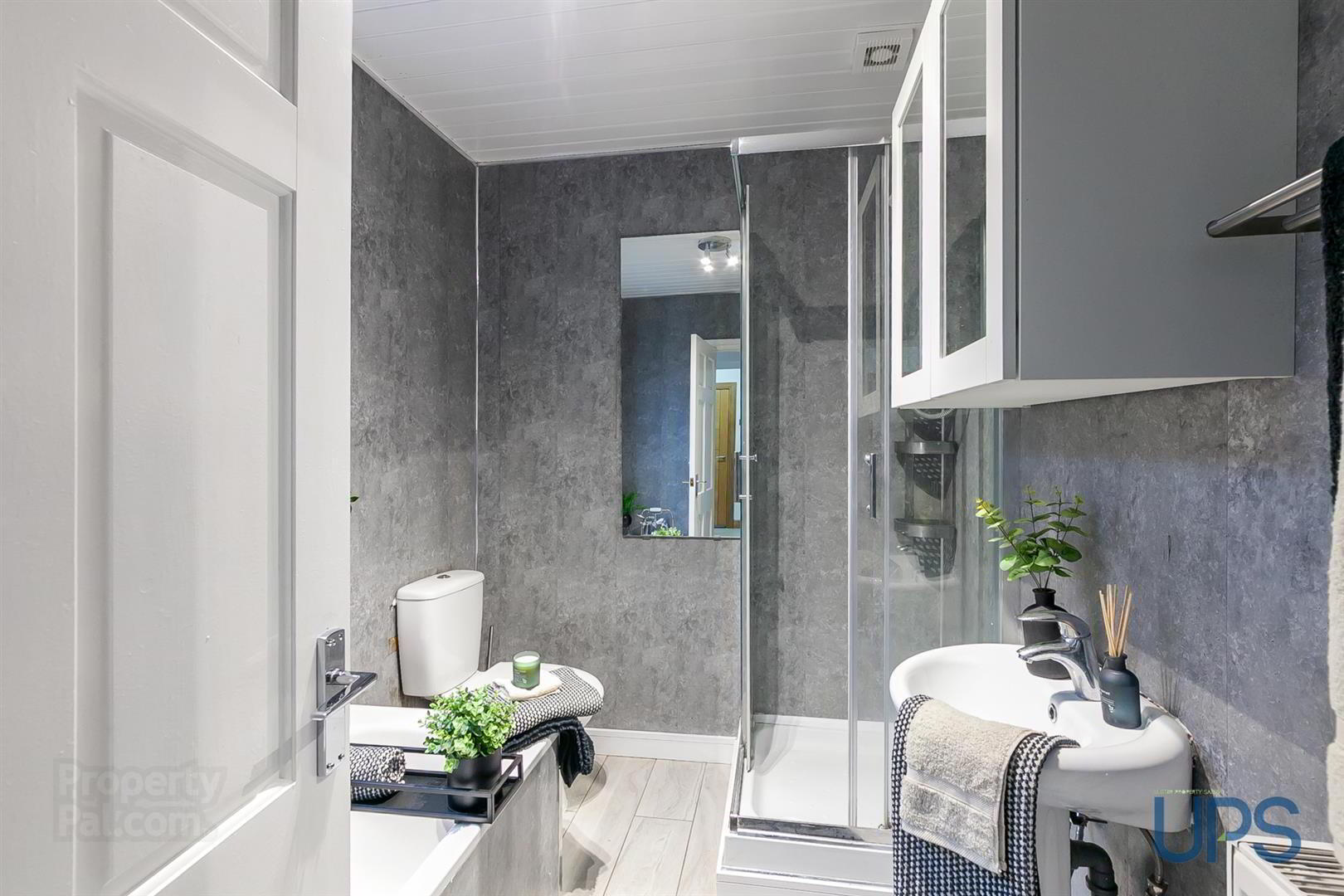 15 Islandbawn Drive 14 of 28