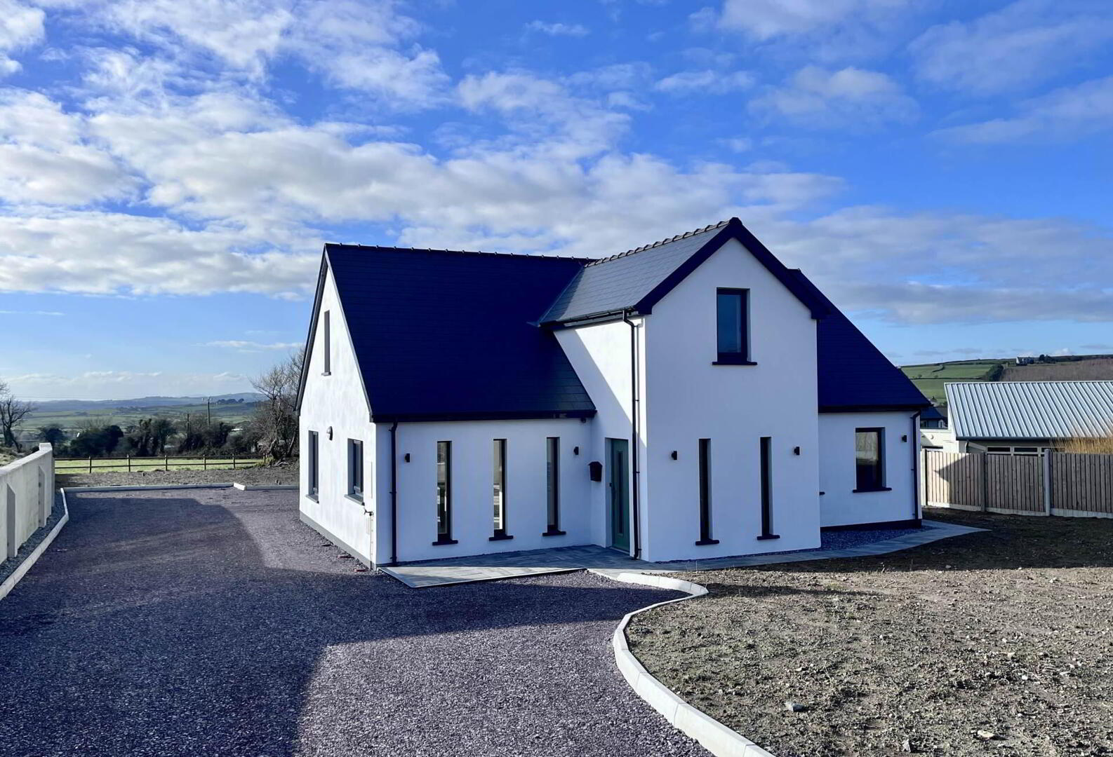 The Schoolhouse, Mountain Common