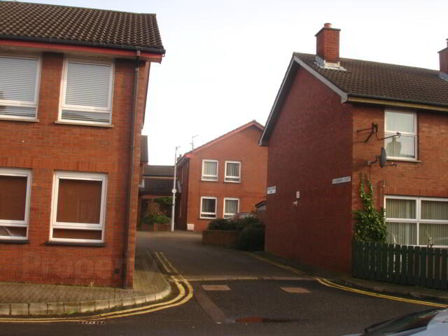 3a Schomberg Court