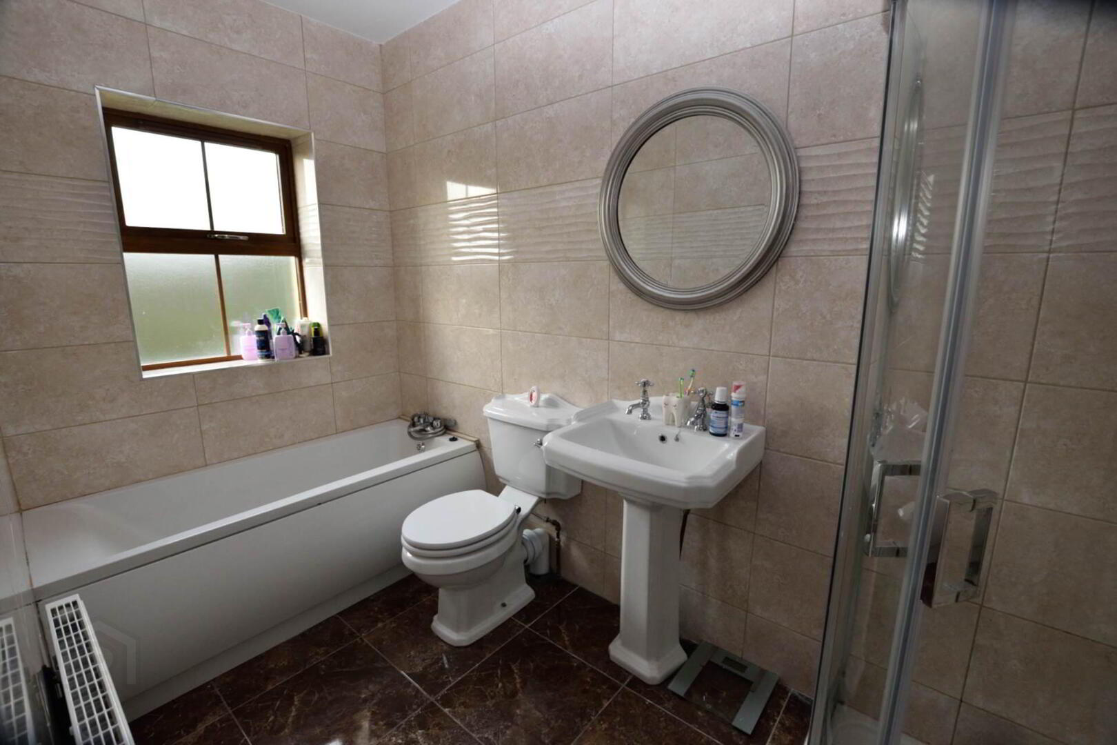54 Daisyhill Manor 14 of 14