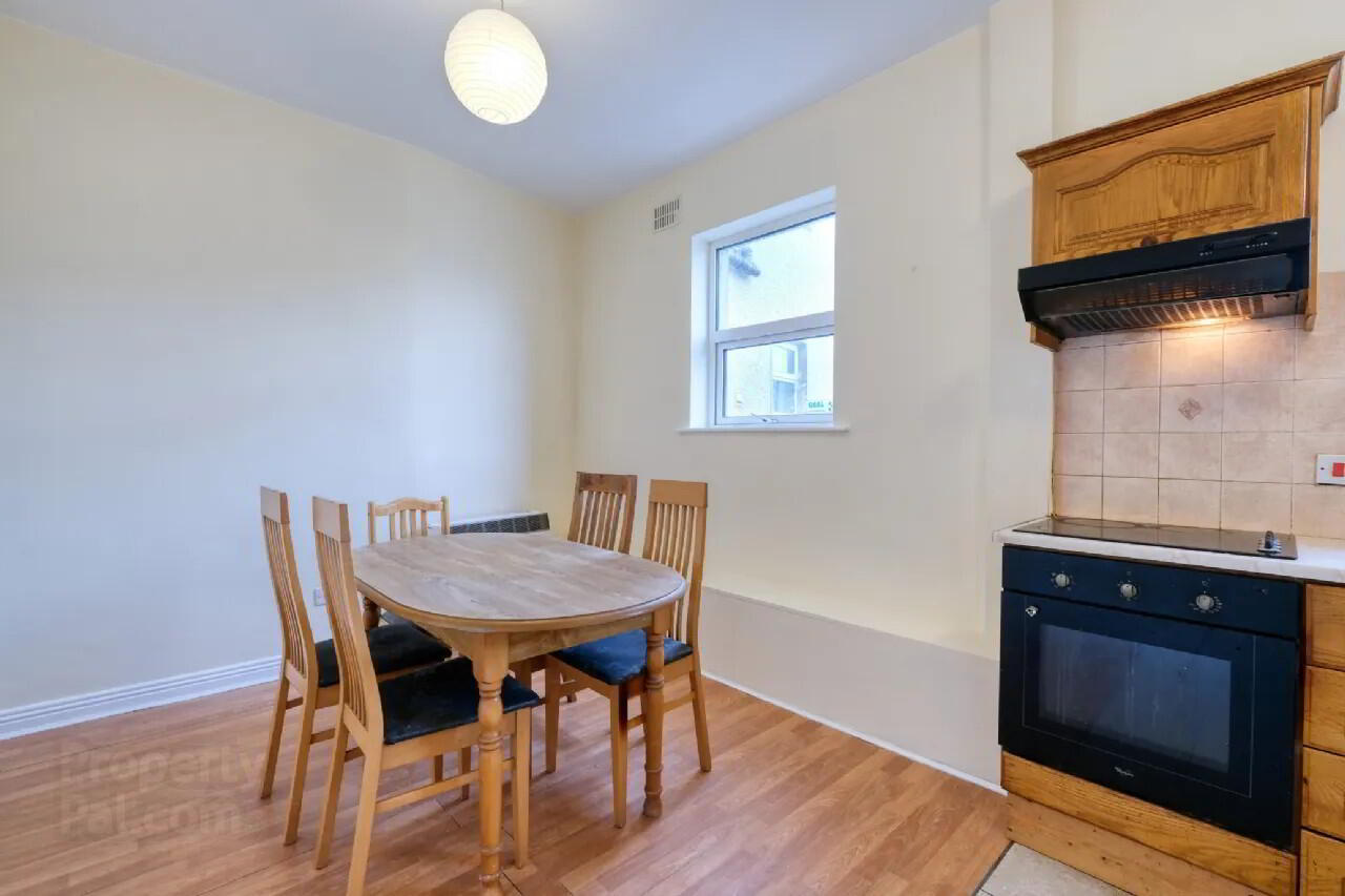 7 Annally Court 5 of 17