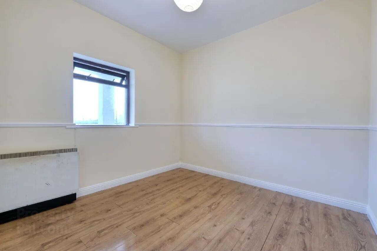 7 Annally Court 6 of 17