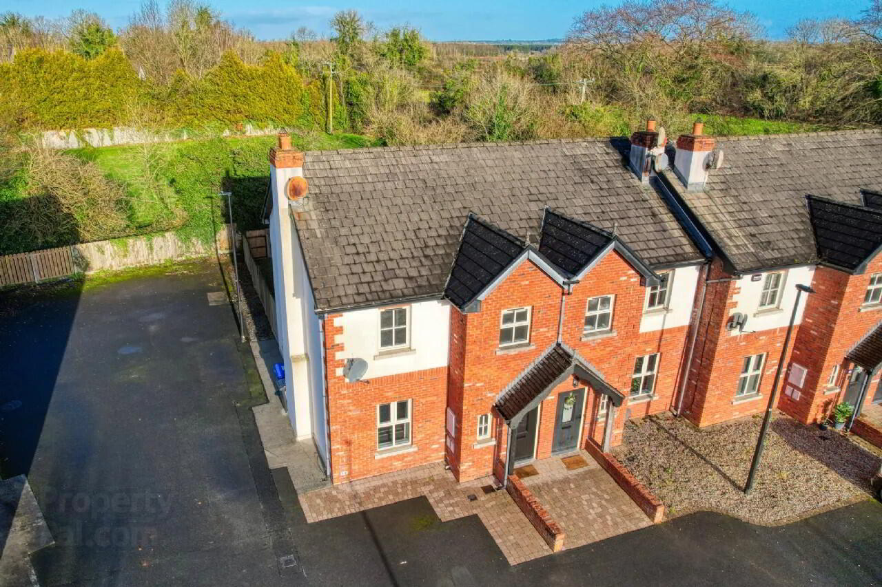 12 The Brickfield 22 of 25