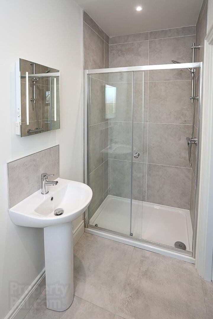 25 Helenswood View 10 of 15