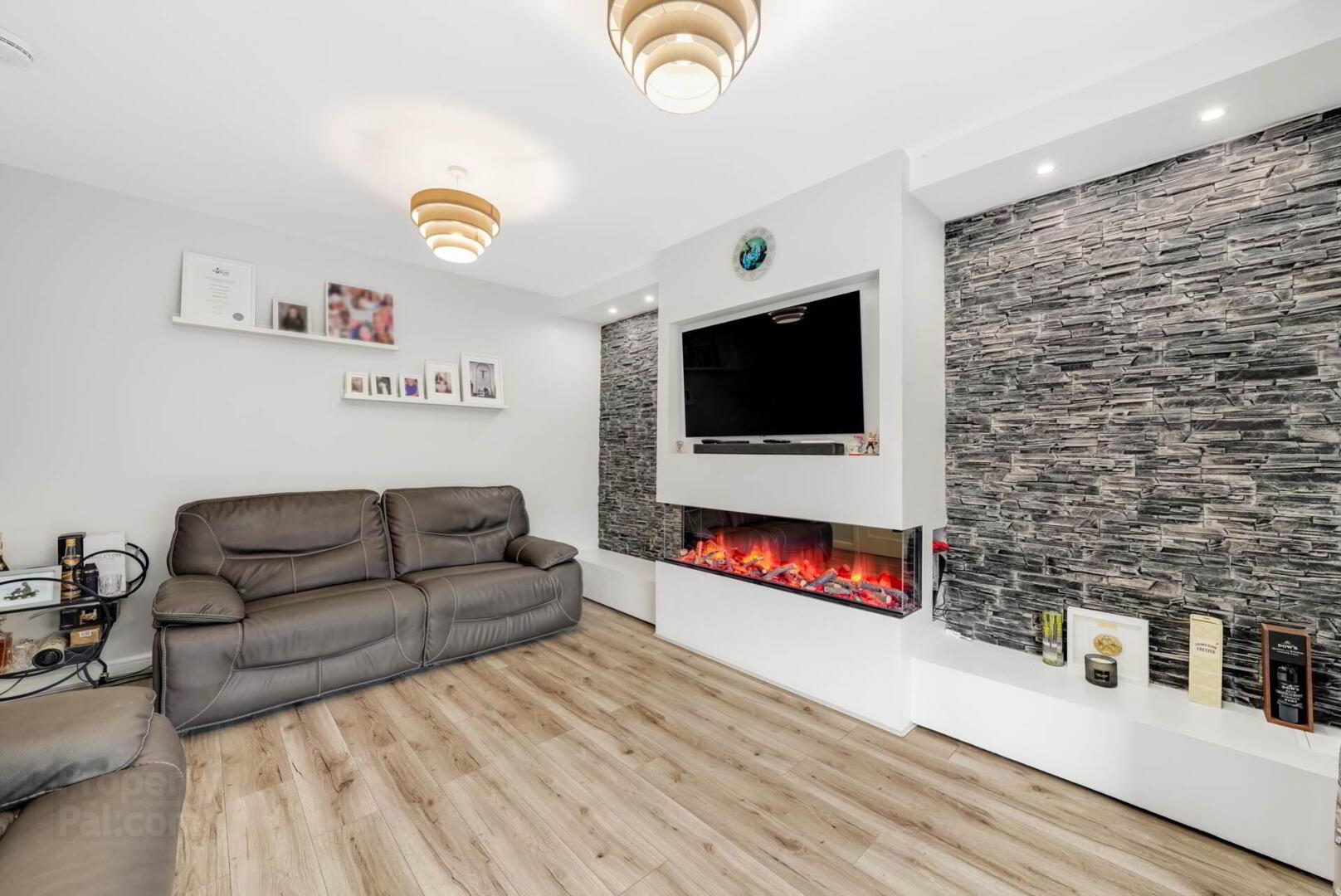 33 Dunville Way 7 of 31