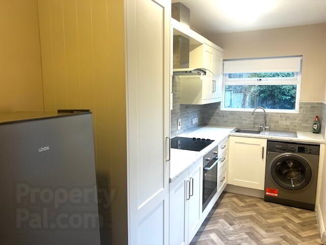 98 Sandhurst Drive 4 of 9