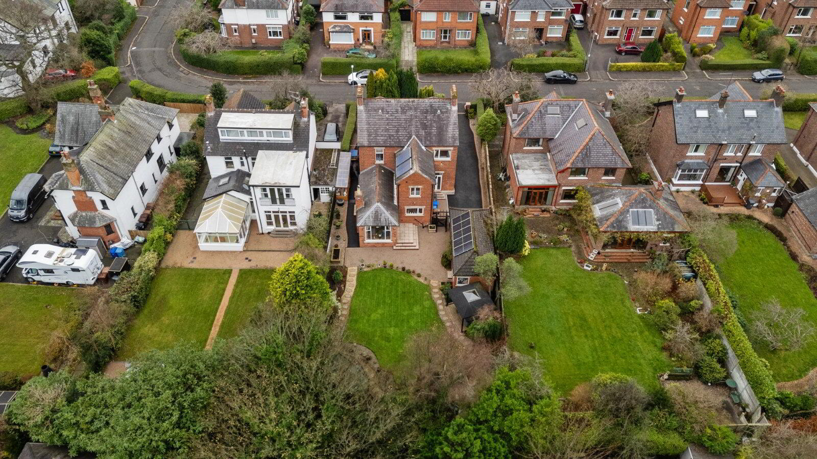 9 Fortwilliam Drive 33 of 42