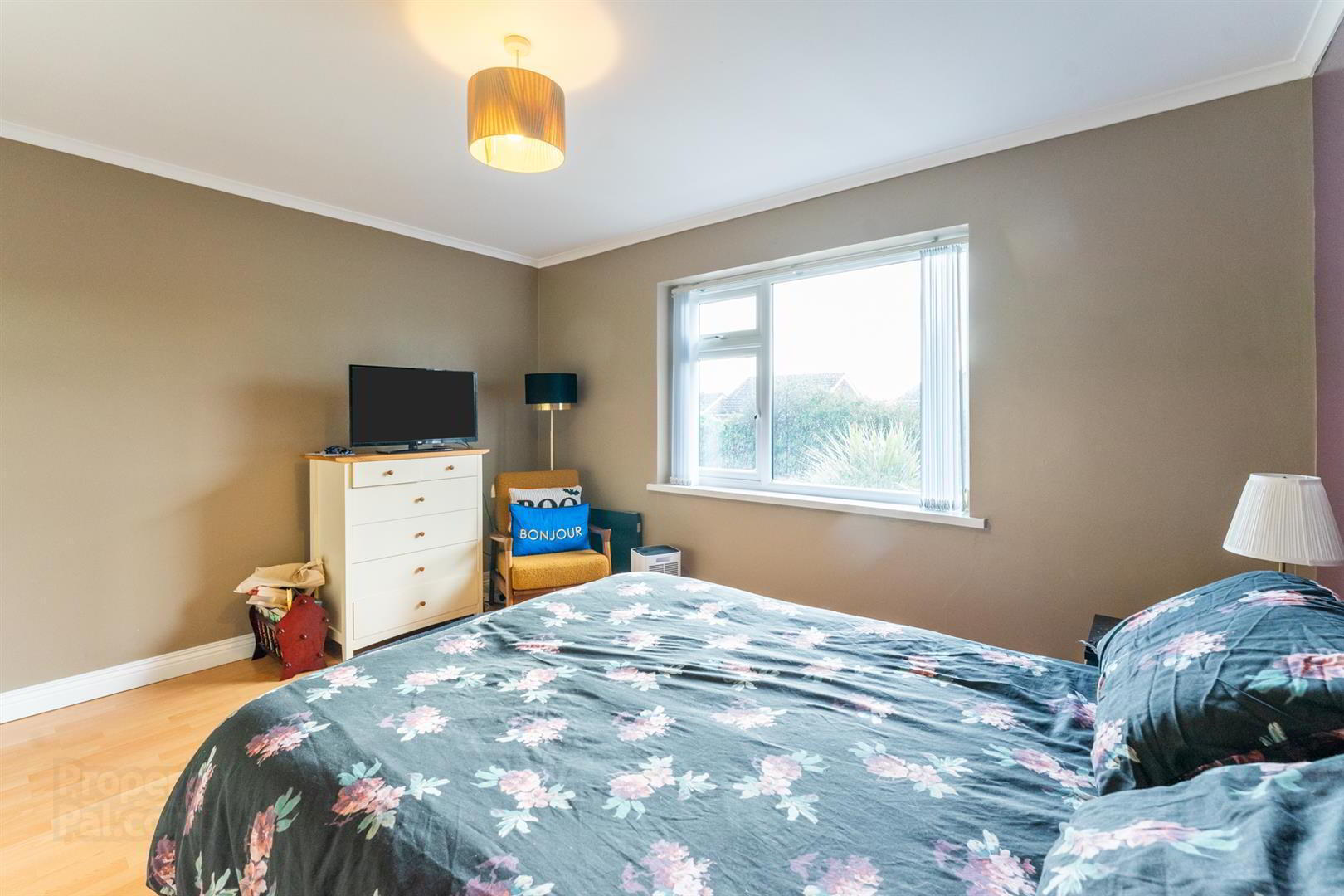 74a Glen Road 12 of 21