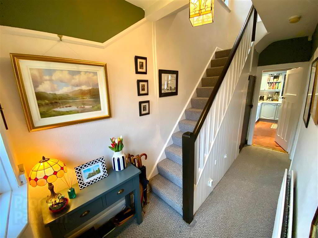 7 Mayfair Avenue 5 of 15