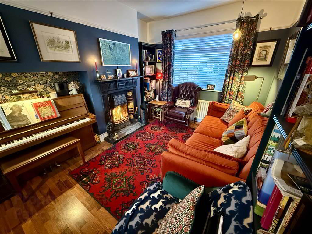 7 Mayfair Avenue 6 of 15