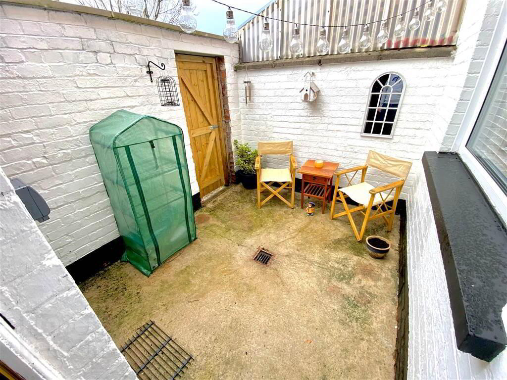 7 Mayfair Avenue 14 of 15