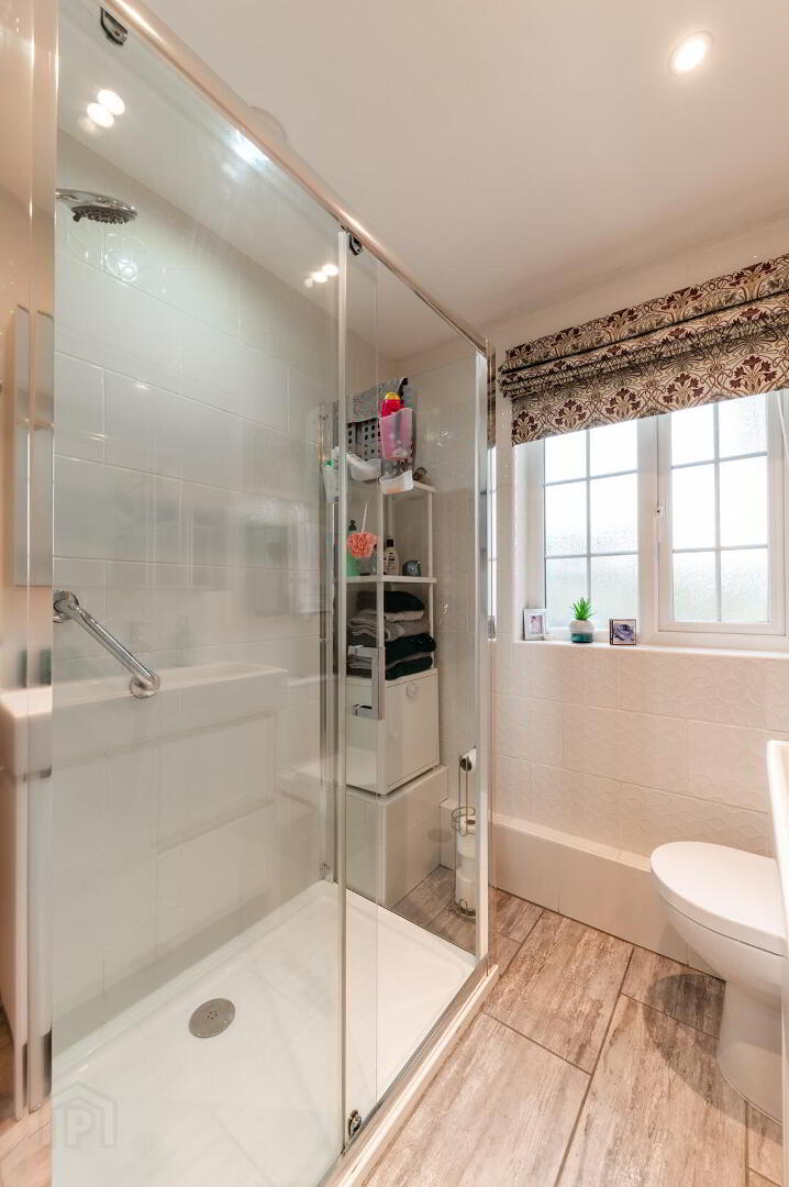20 Cuan Gardens 32 of 41