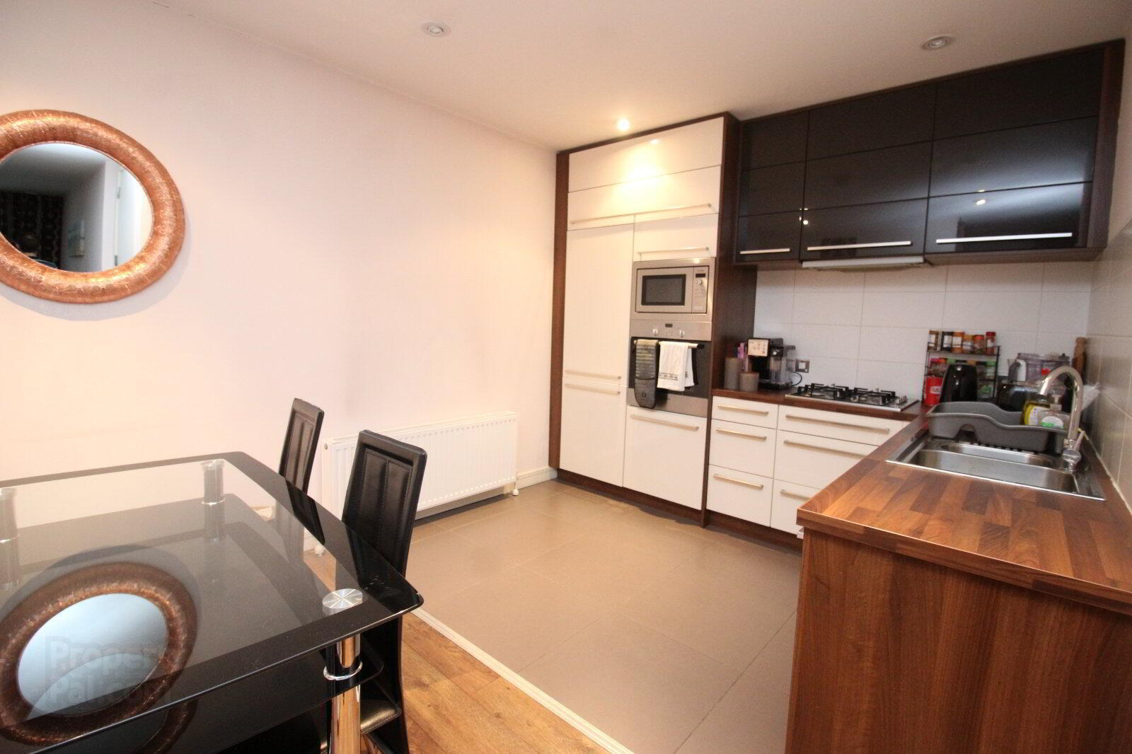 Apartment 10.05 The Arc 2j Queens Road 4 of 21