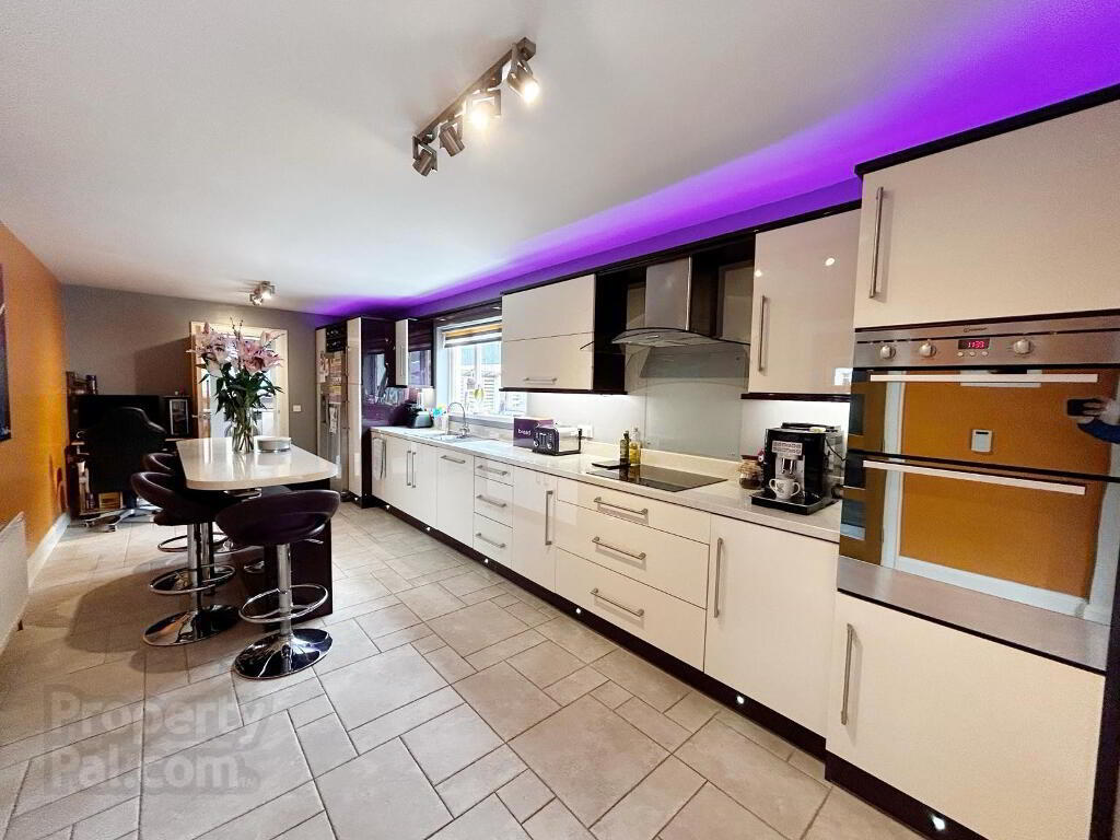 21 Ashbourne Court 10 of 24