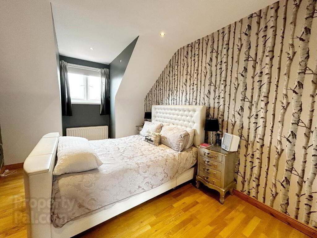 21 Ashbourne Court 15 of 24