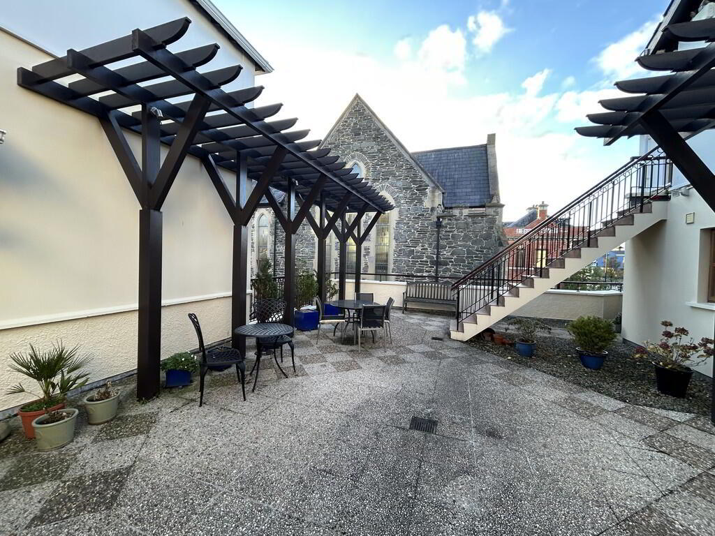 Apt 4 Lesley Mews, 19 Church View 10 of 11