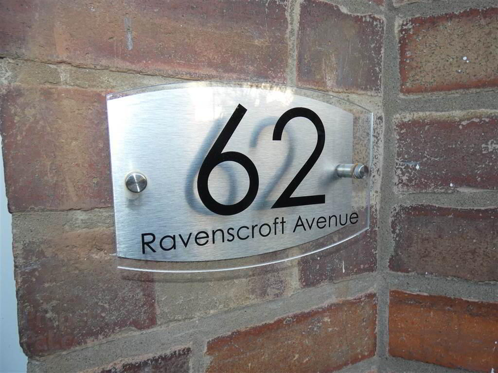 62 Ravenscroft Avenue